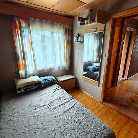 Retrohonguline Suvila Saunaga Laulasmaal, Privaatne Puhkus Mere Laehedal Semesterbostad